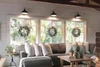 Catchy Farmhouse Decor Ideas For Living Room This Year 01