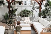 Elegant Backyard Patio Design Ideas For Your Garden 16