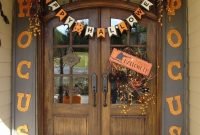 Hottest Halloween Decorating Ideas To Try Now 38
