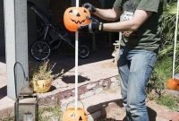 Newest Diy Outdoor Halloween Decor Ideas That Very Scary 05