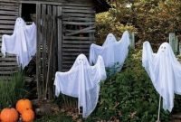 Newest Diy Outdoor Halloween Decor Ideas That Very Scary 07