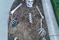 Newest Diy Outdoor Halloween Decor Ideas That Very Scary 46