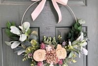 Newest Front Door Wreath Decor Ideas For Summer 33