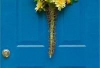 Newest Front Door Wreath Decor Ideas For Summer 50