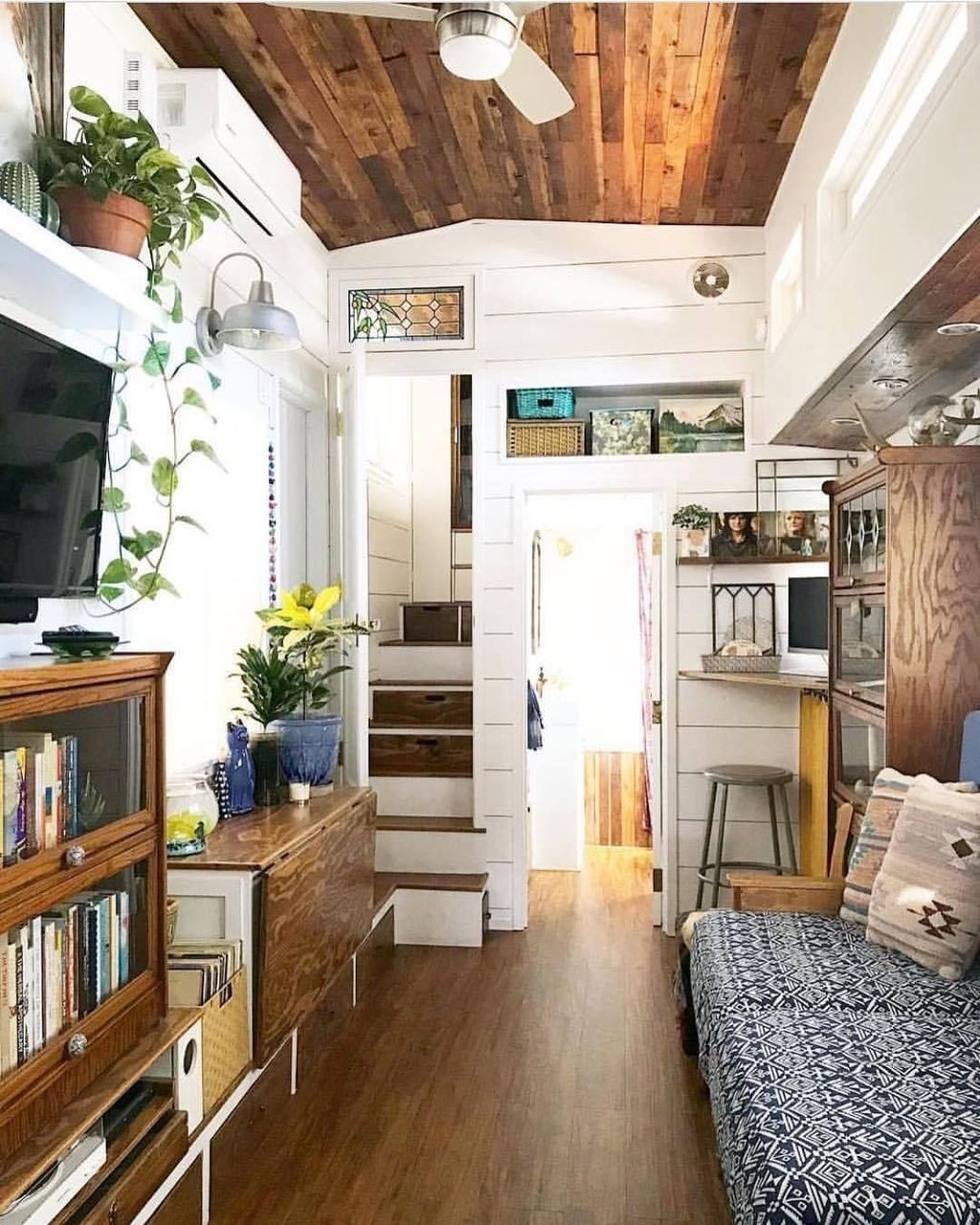 Rustic Tiny House Interior Design Ideas You Must Have 15 