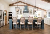 Trendy Fixer Upper Farmhouse Kitchen Design Ideas 28