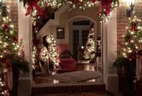 Adorable Front Door Christmas Decoration Ideas That Trend This Year 12
