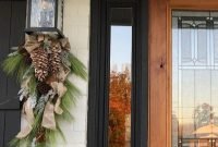 Adorable Front Door Christmas Decoration Ideas That Trend This Year 30