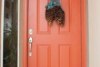 Adorable Front Door Christmas Decoration Ideas That Trend This Year 46