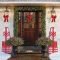 Awesome Christmas Farmhouse Porch Décor Ideas 01