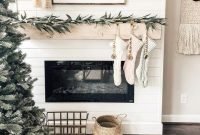 Best Christmas Home Decor Ideas To Try Asap 13