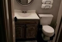 Wonderful Single Vanity Bathroom Design Ideas To Try 25